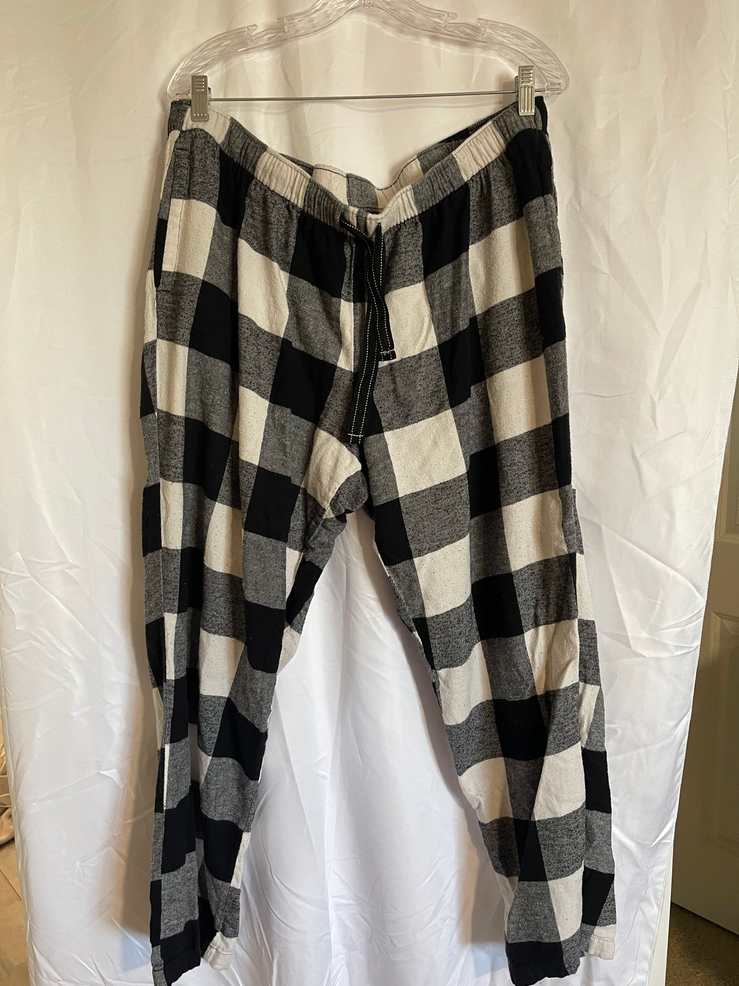 XL Old Navy Pajama Bottoms Plaid