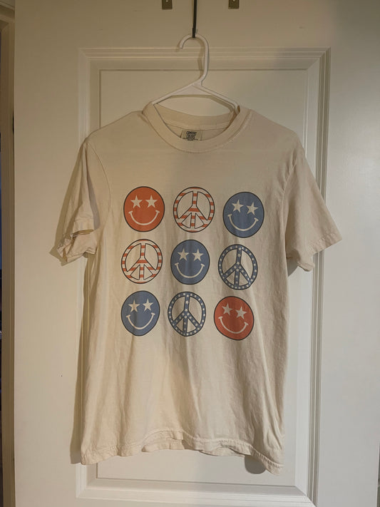 Comfort colors Tee (small)