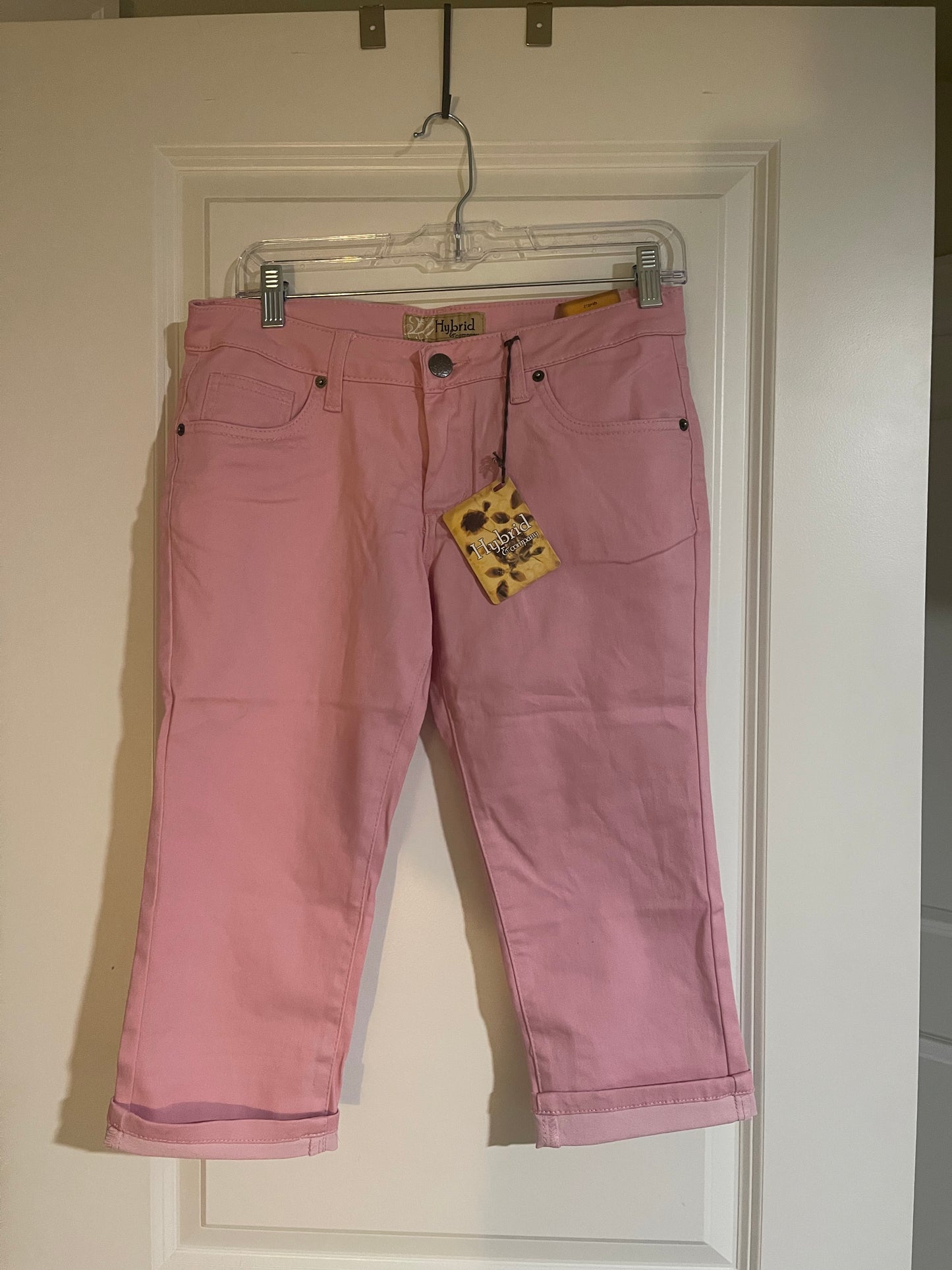 NWT Hybrid and Co capri Pants (9)